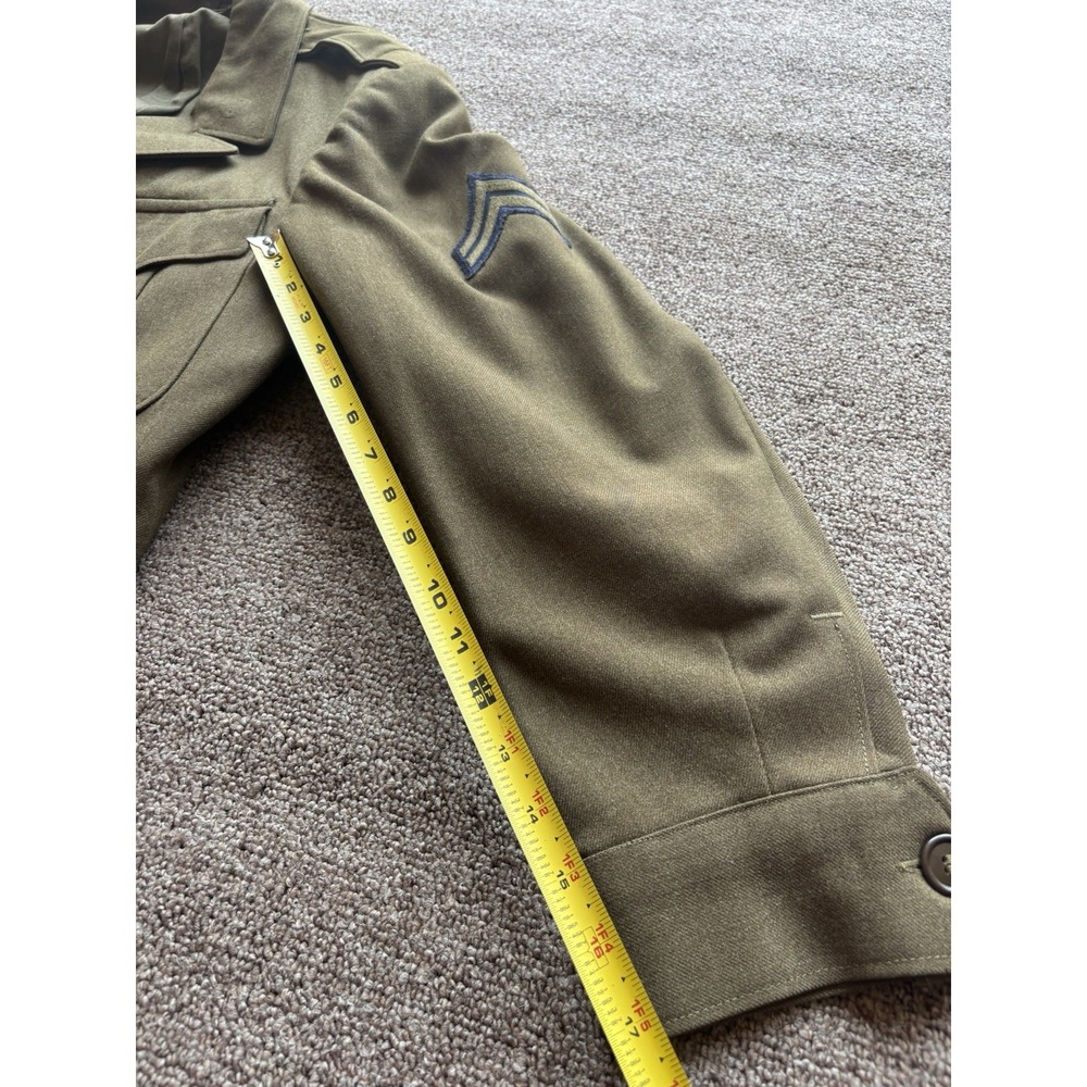 VTG WWII US Army M-1944 Wool Field Ike Jacket⭐️Corporal Chevrons 1940s Cropped⭐️ - Picture 16 of 16